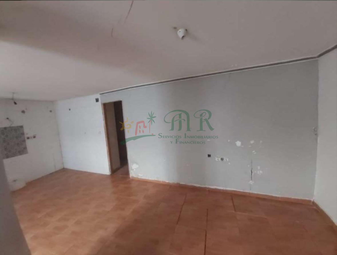 Venta de casa en Elda