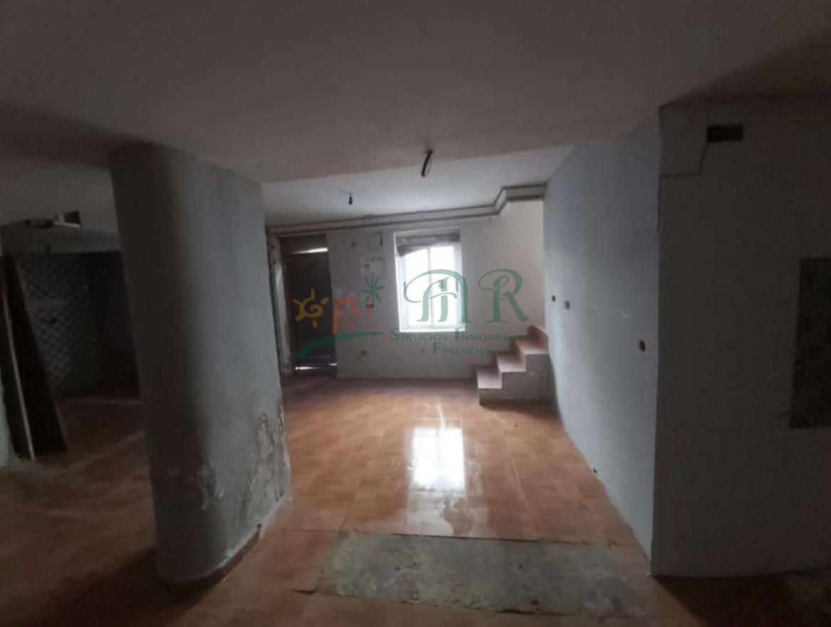 Venta de casa en Elda