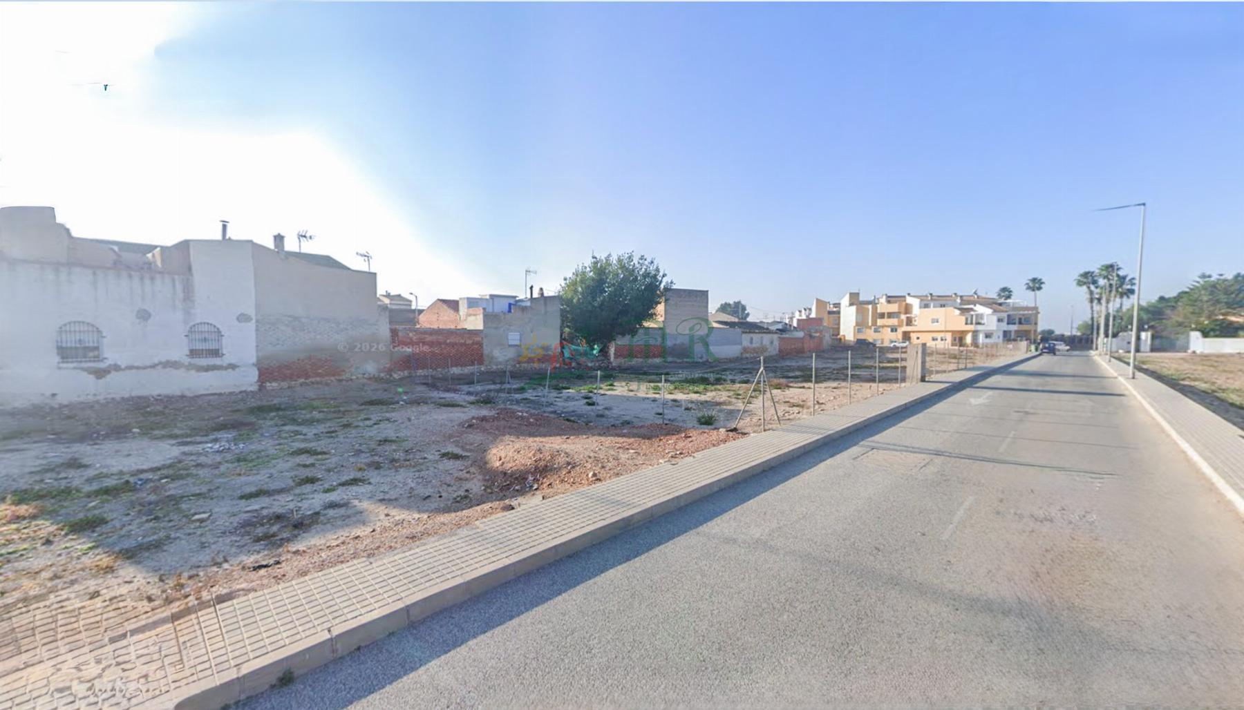 Venta de terreno en Catral