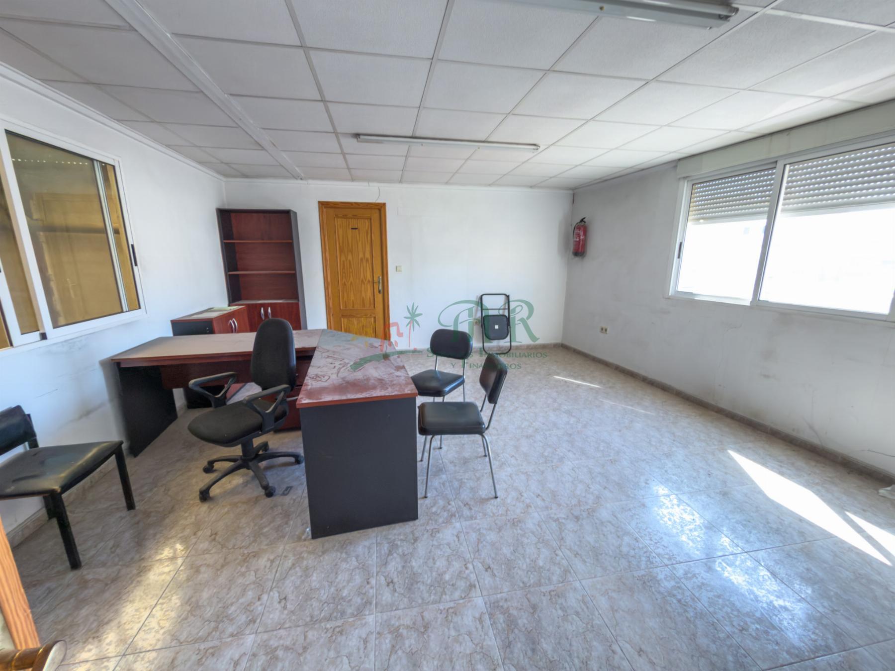 Venta de nave en Albatera