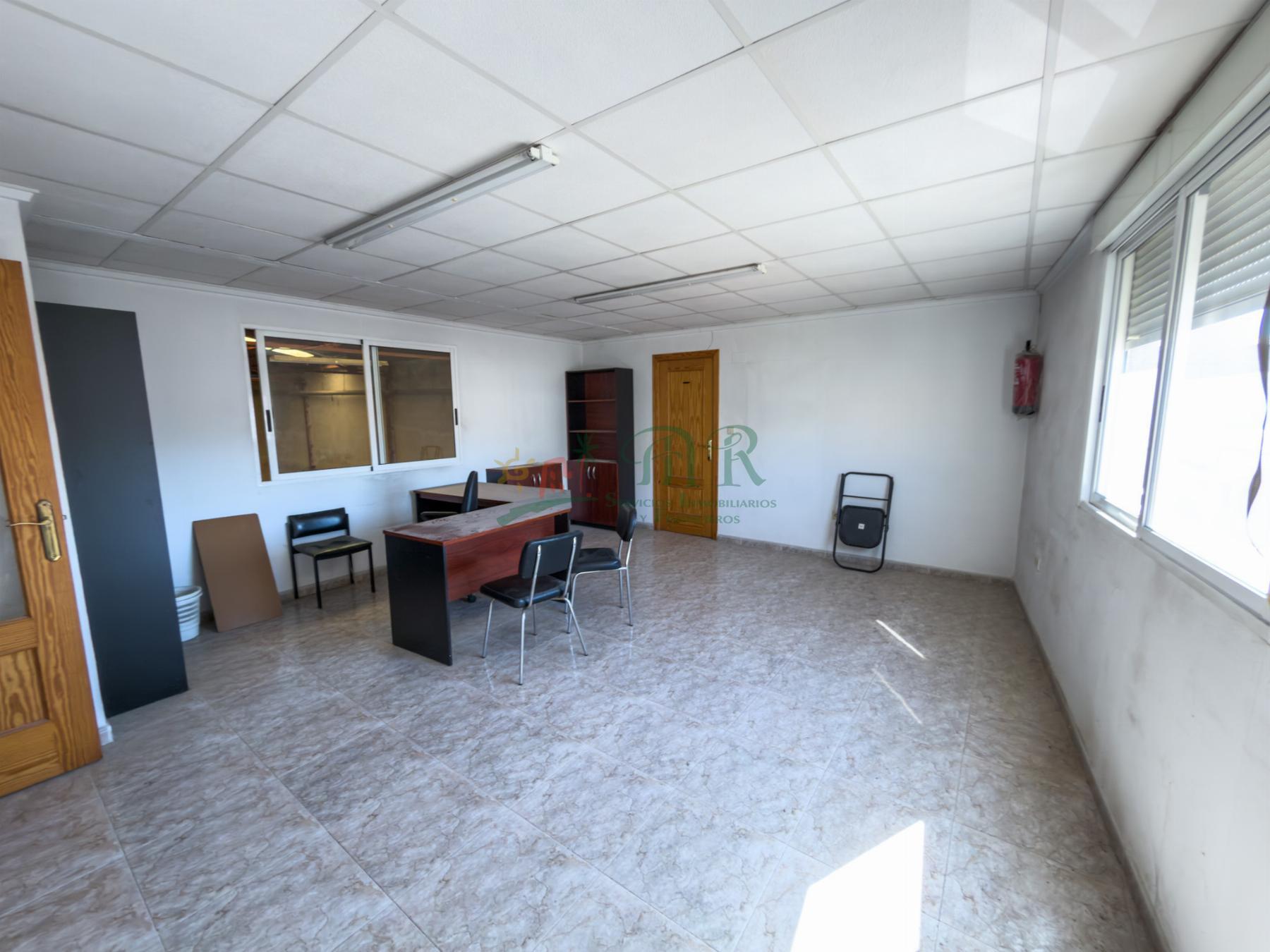 Venta de nave en Albatera