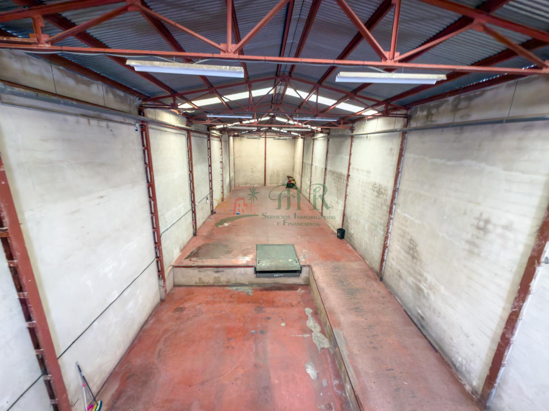 Venta de nave en Albatera