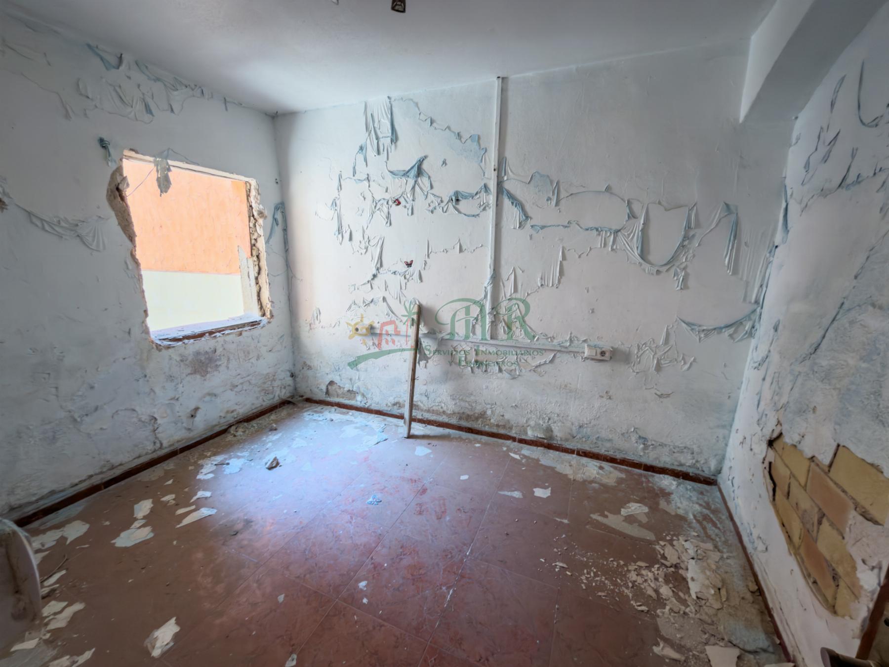 Venta de edificio en Elda