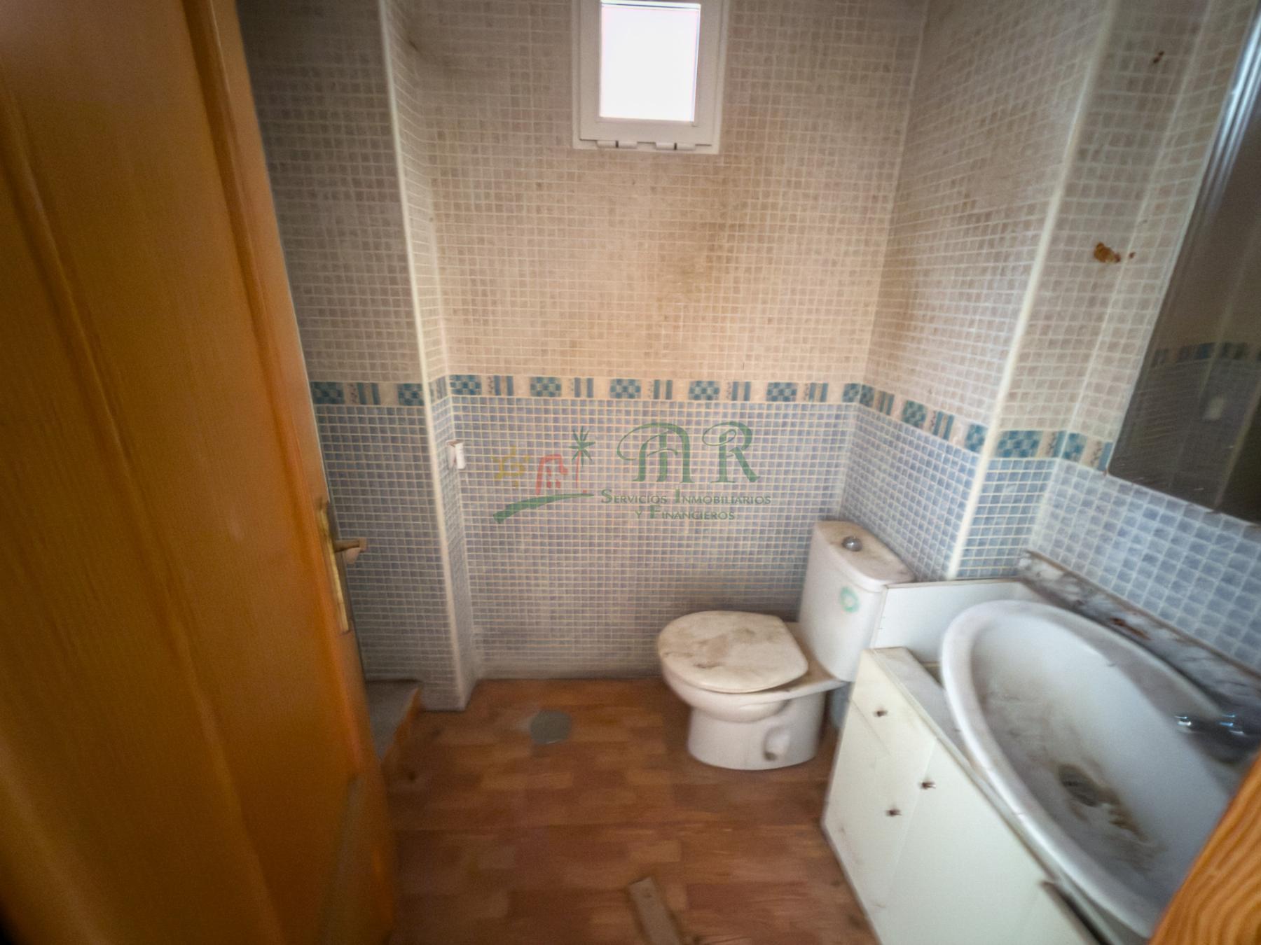 Venta de edificio en Elda