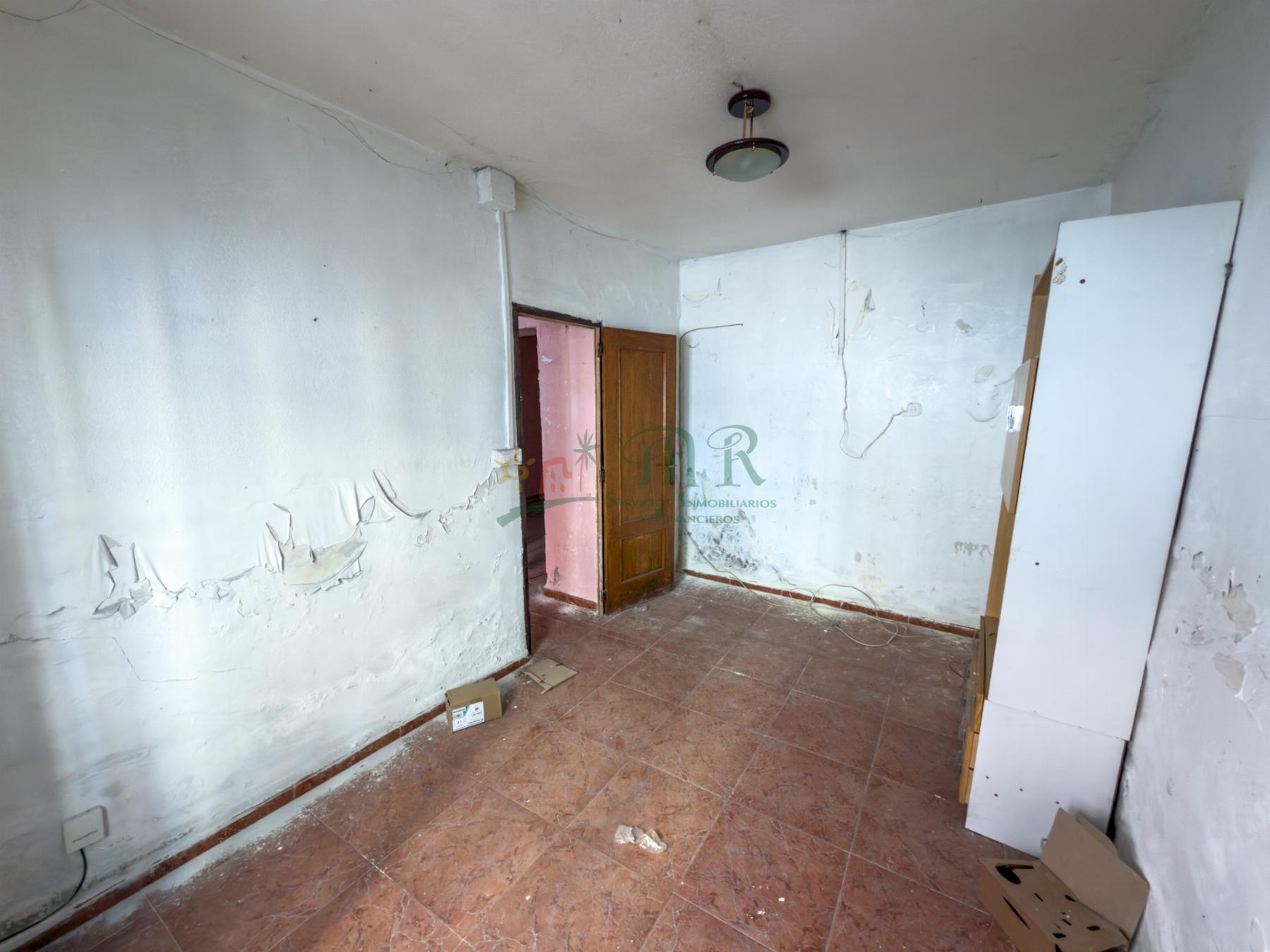 Venta de edificio en Elda