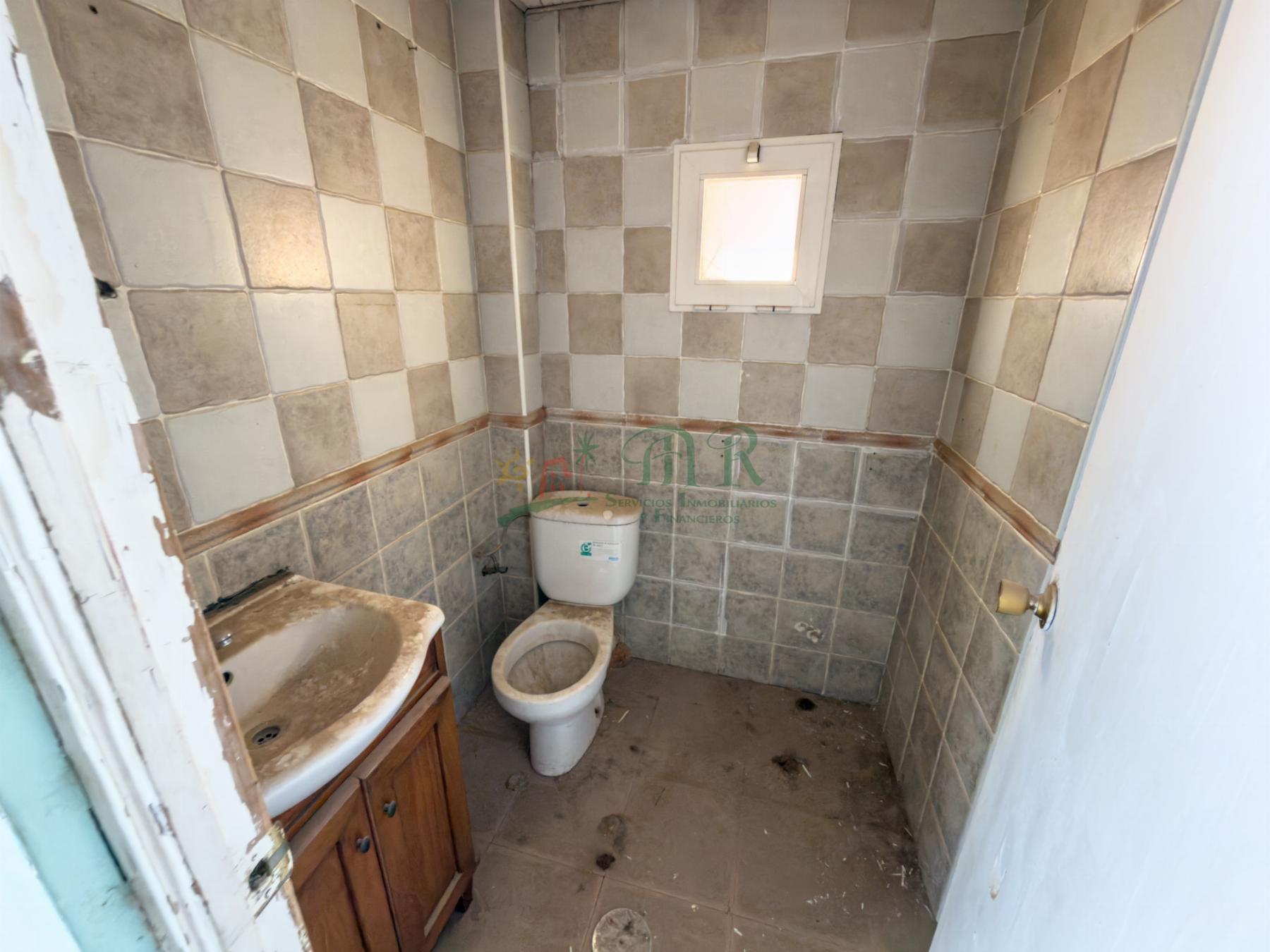 Venta de edificio en Elda