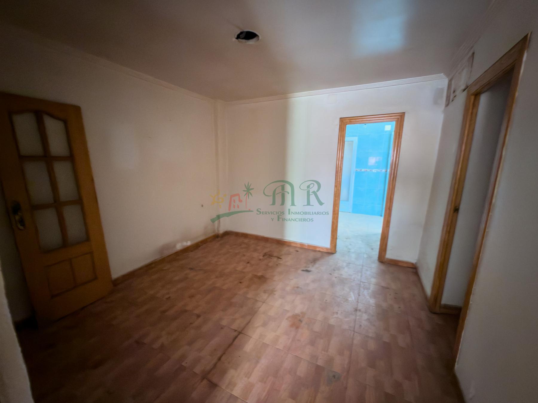 Venta de edificio en Elda