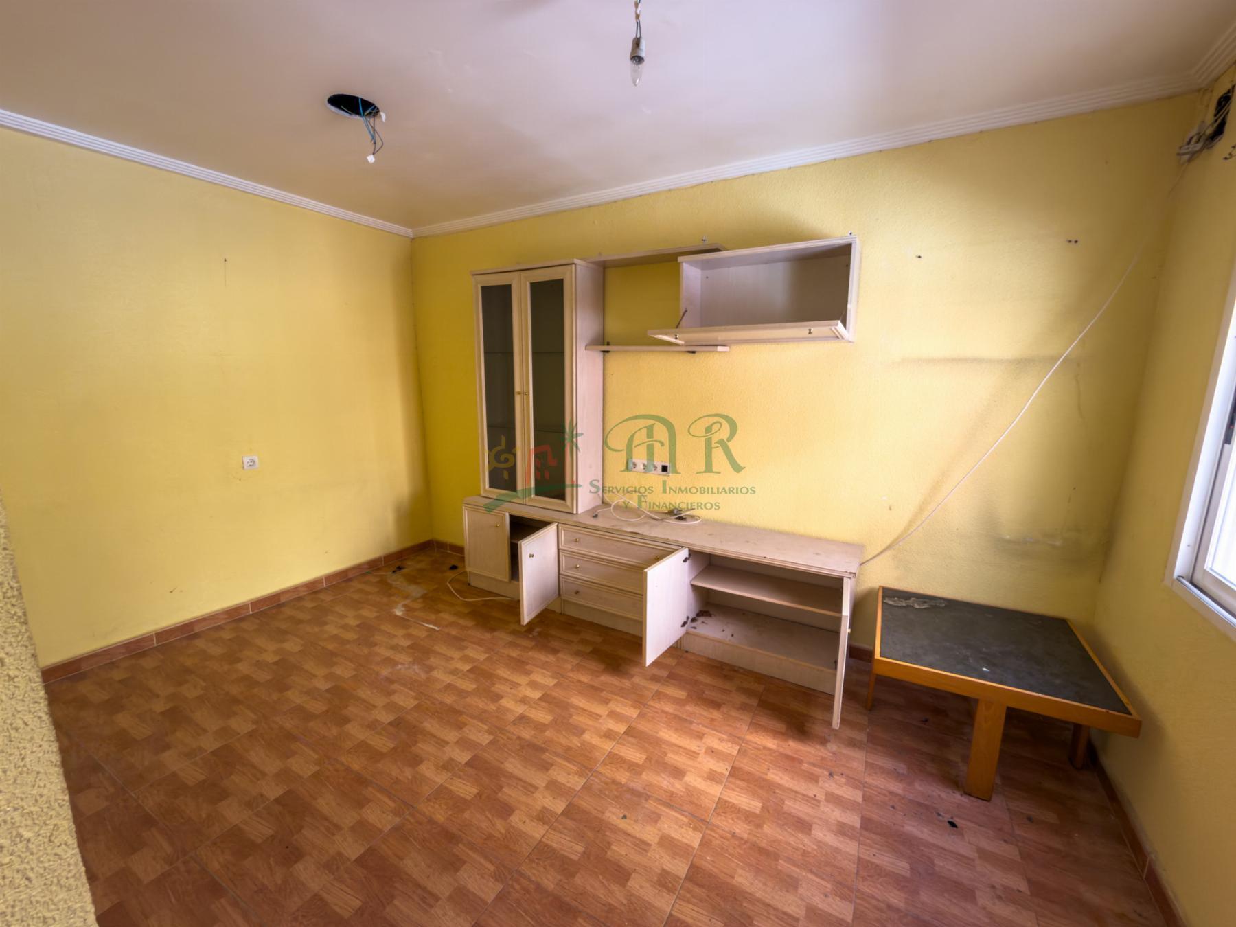 Venta de edificio en Elda