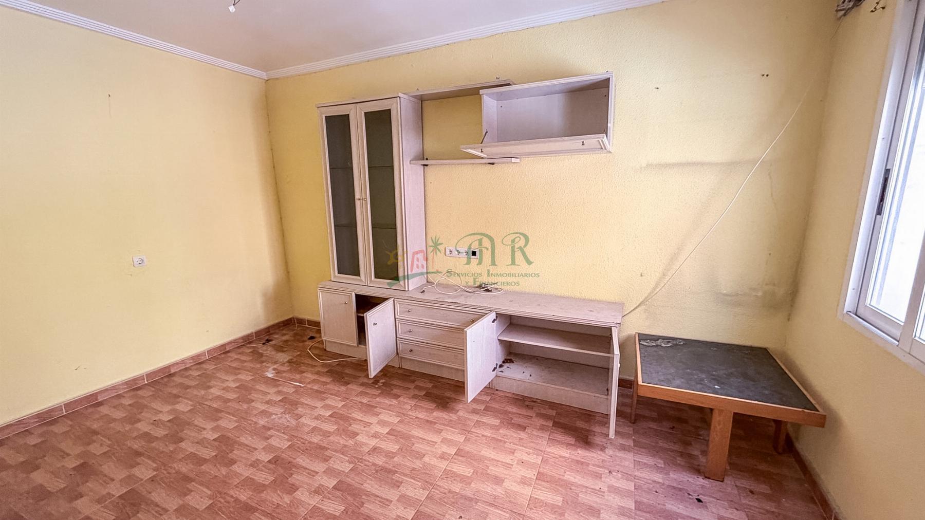 Venta de edificio en Elda