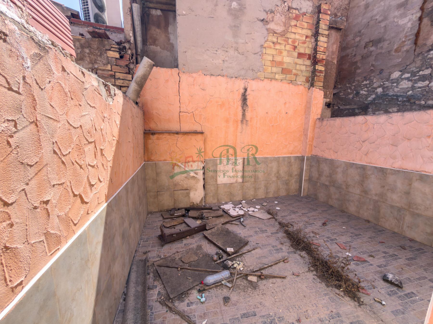 Venta de edificio en Elda