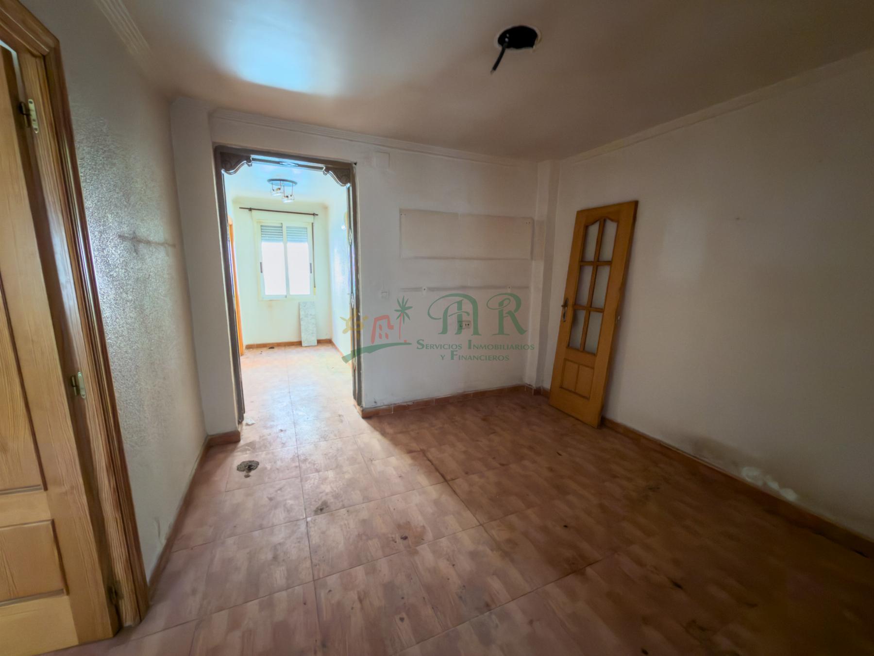 Venta de edificio en Elda