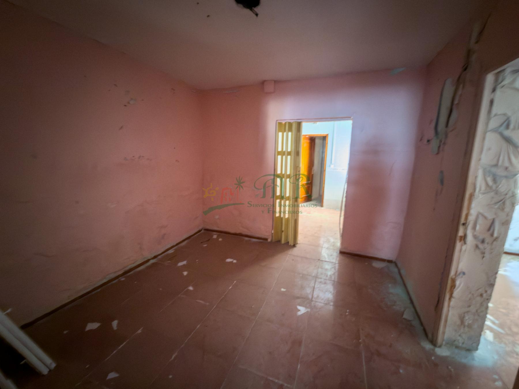 Venta de edificio en Elda