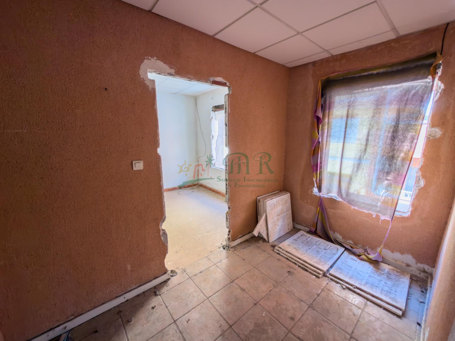 Venta de edificio en Elda