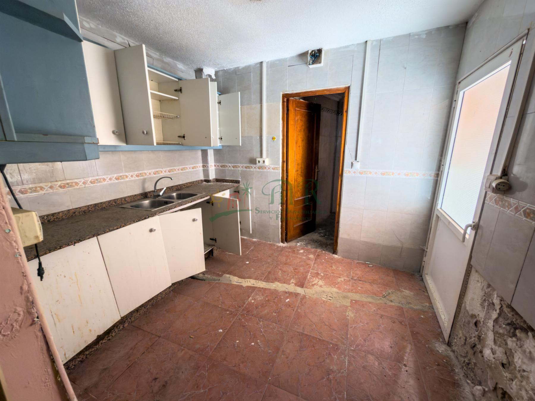 Venta de edificio en Elda