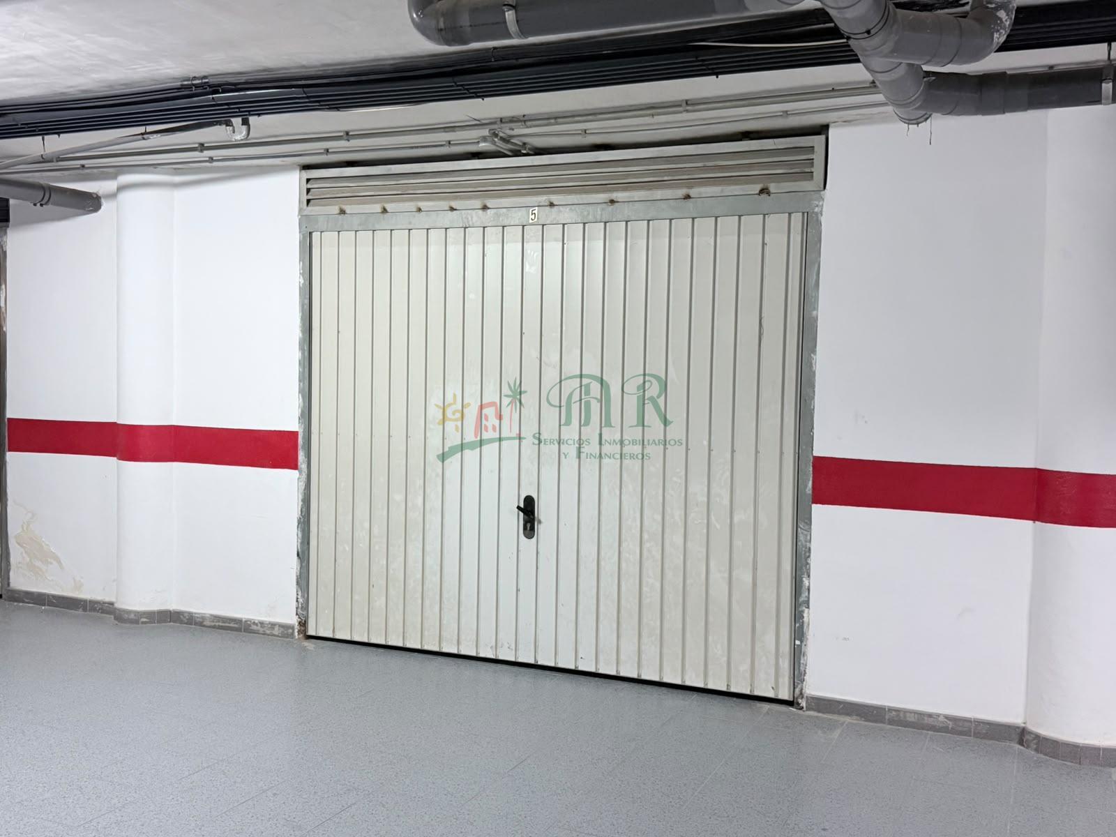 Venta de garaje en Almoradí
