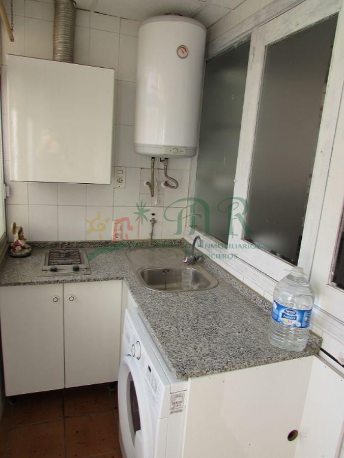 For sale of flat in Almoradí