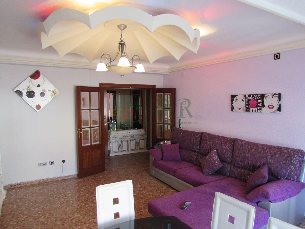 For sale of flat in Almoradí