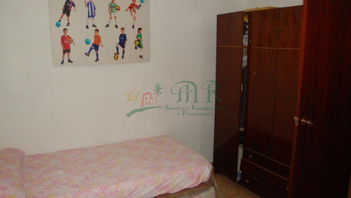 For sale of flat in Almoradí