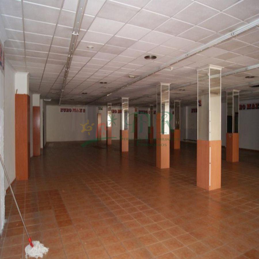 Venta de local comercial en Torrevieja