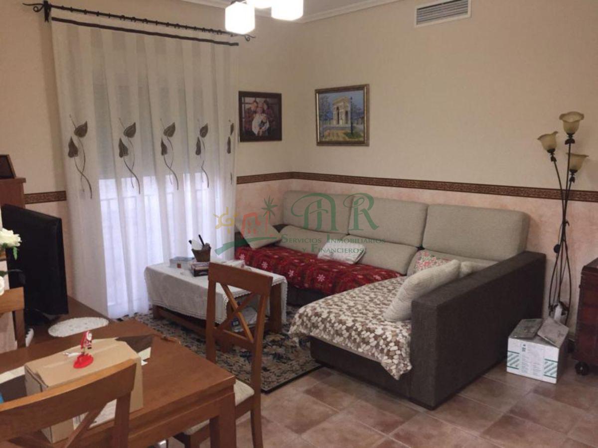 For sale of flat in Almoradí