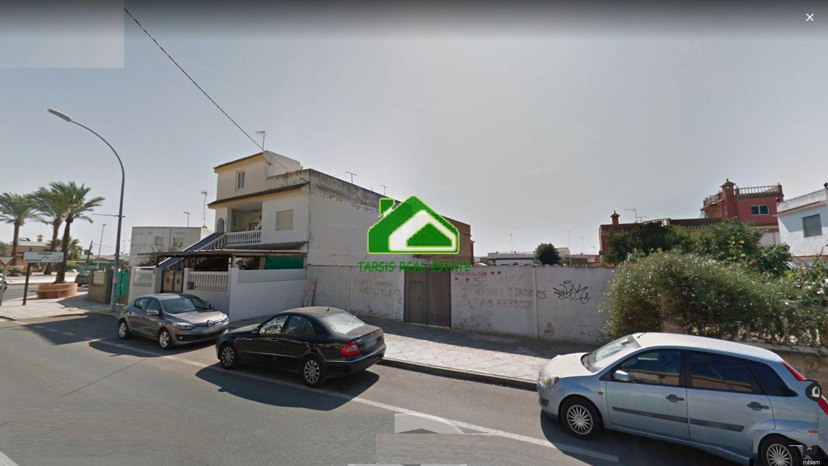 For sale of land in Chipiona