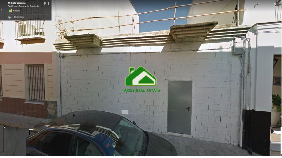 For sale of building in Sanlúcar de Barrameda