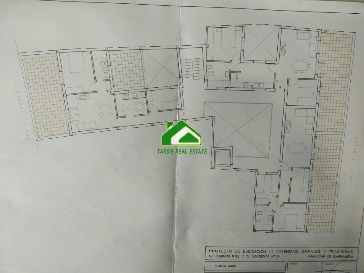 For sale of building in Sanlúcar de Barrameda