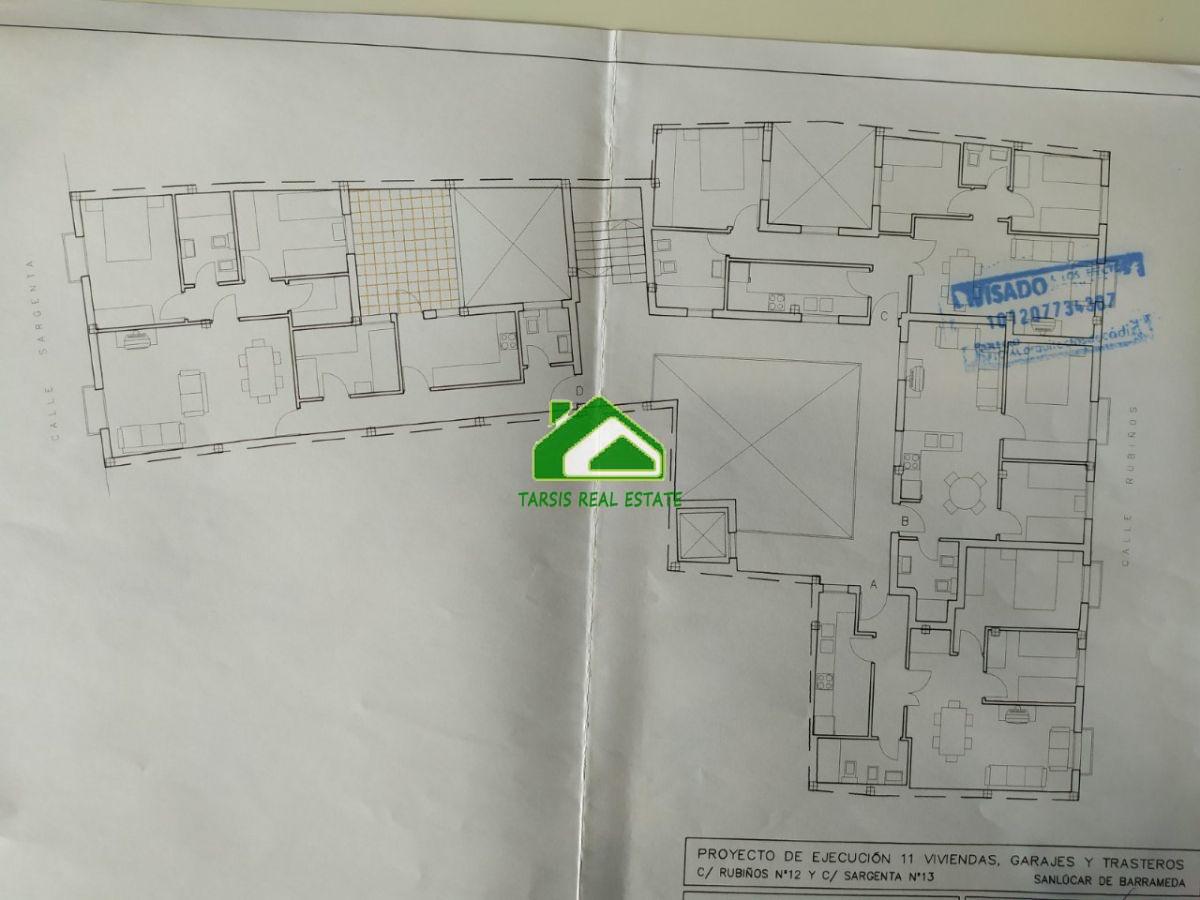 For sale of building in Sanlúcar de Barrameda