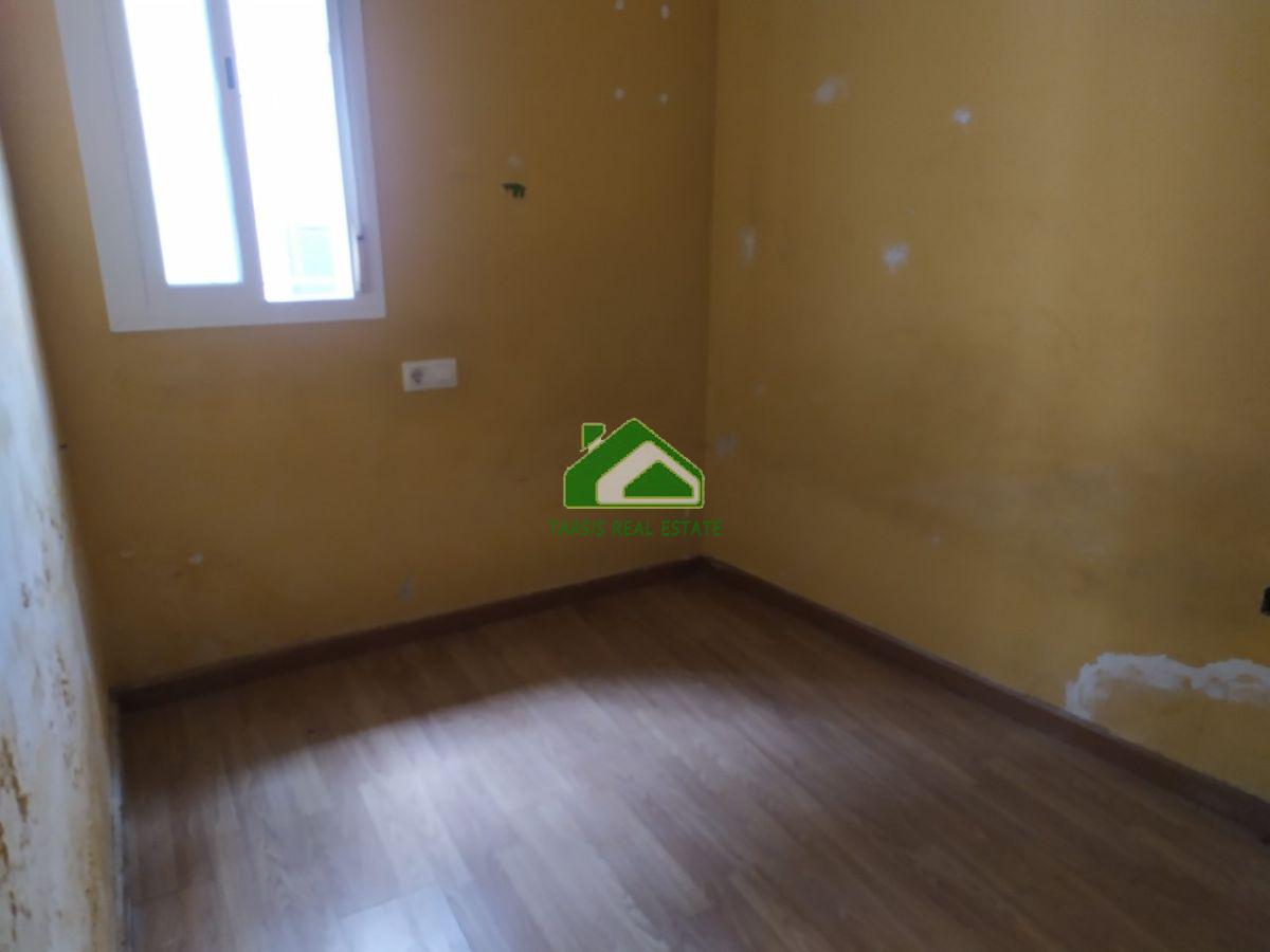 For sale of flat in Sanlúcar de Barrameda