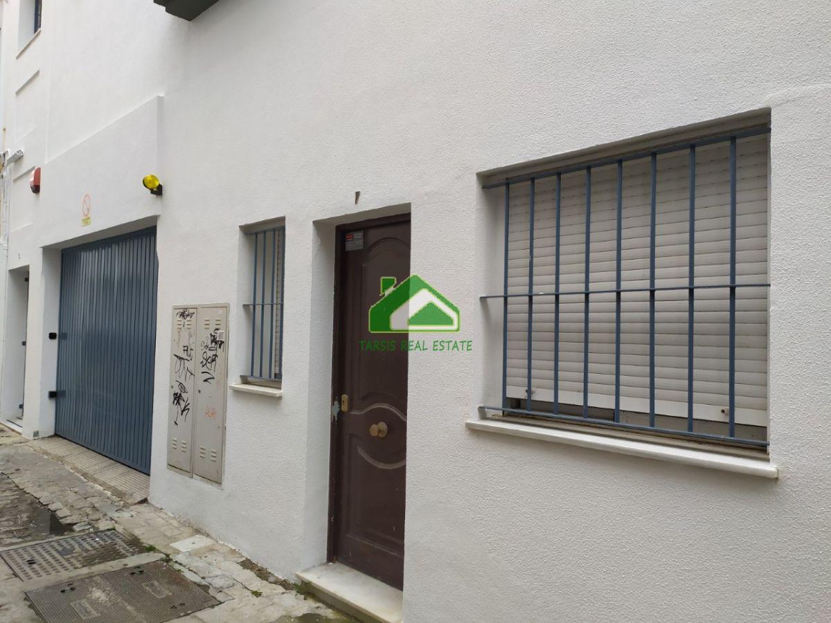 For sale of flat in Sanlúcar de Barrameda