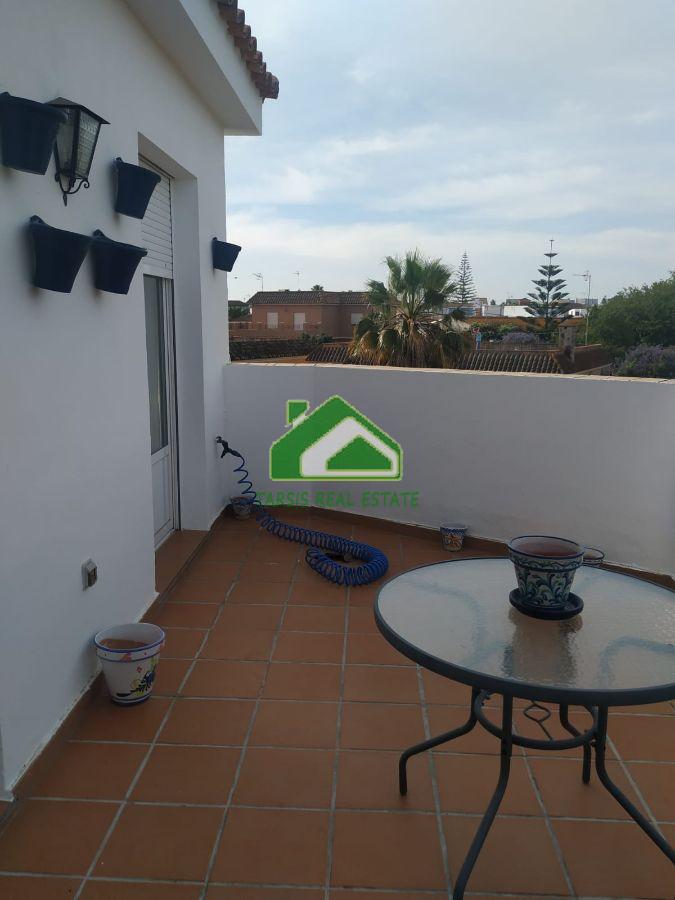 For sale of flat in Sanlúcar de Barrameda