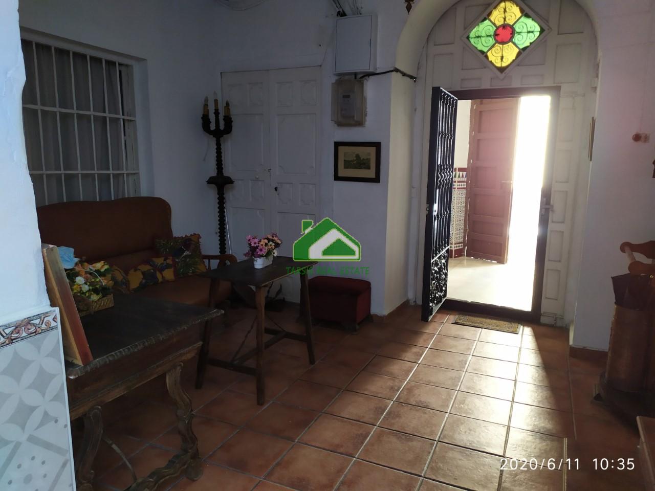 For sale of building in Sanlúcar de Barrameda