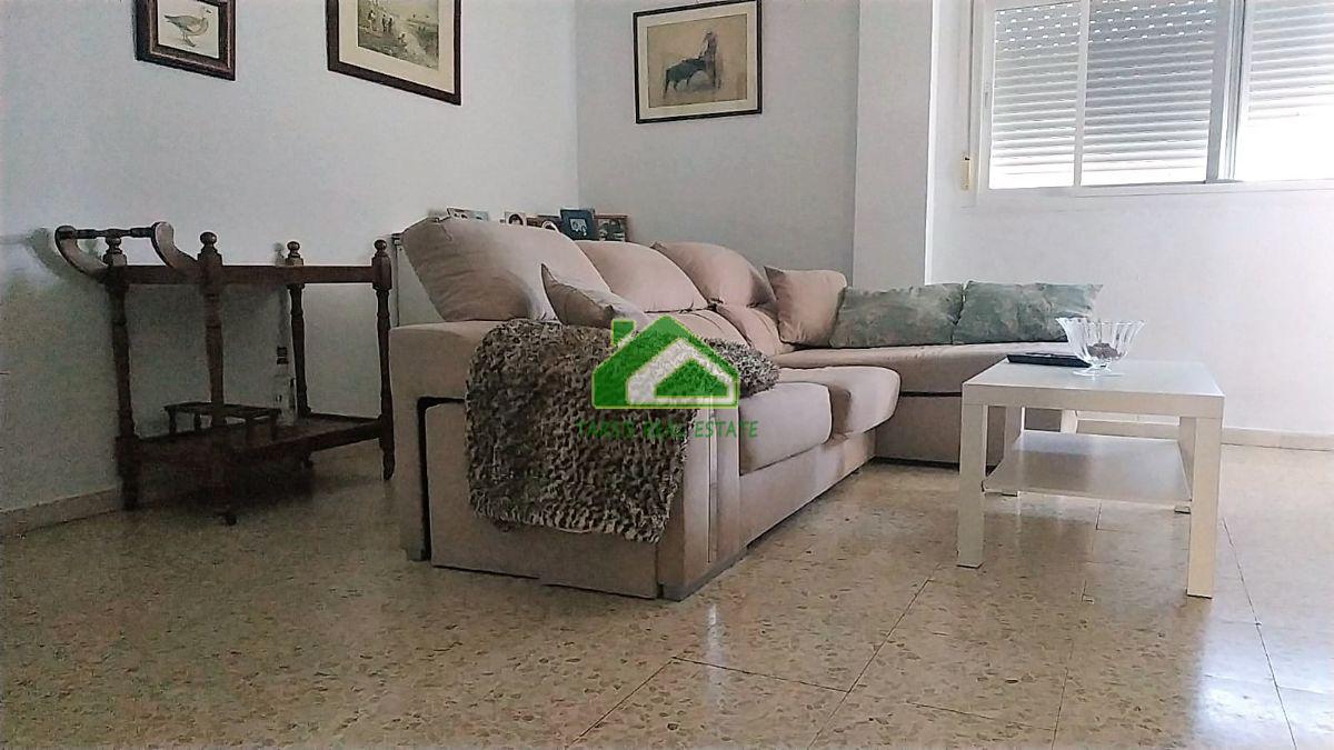 For sale of flat in Sanlúcar de Barrameda