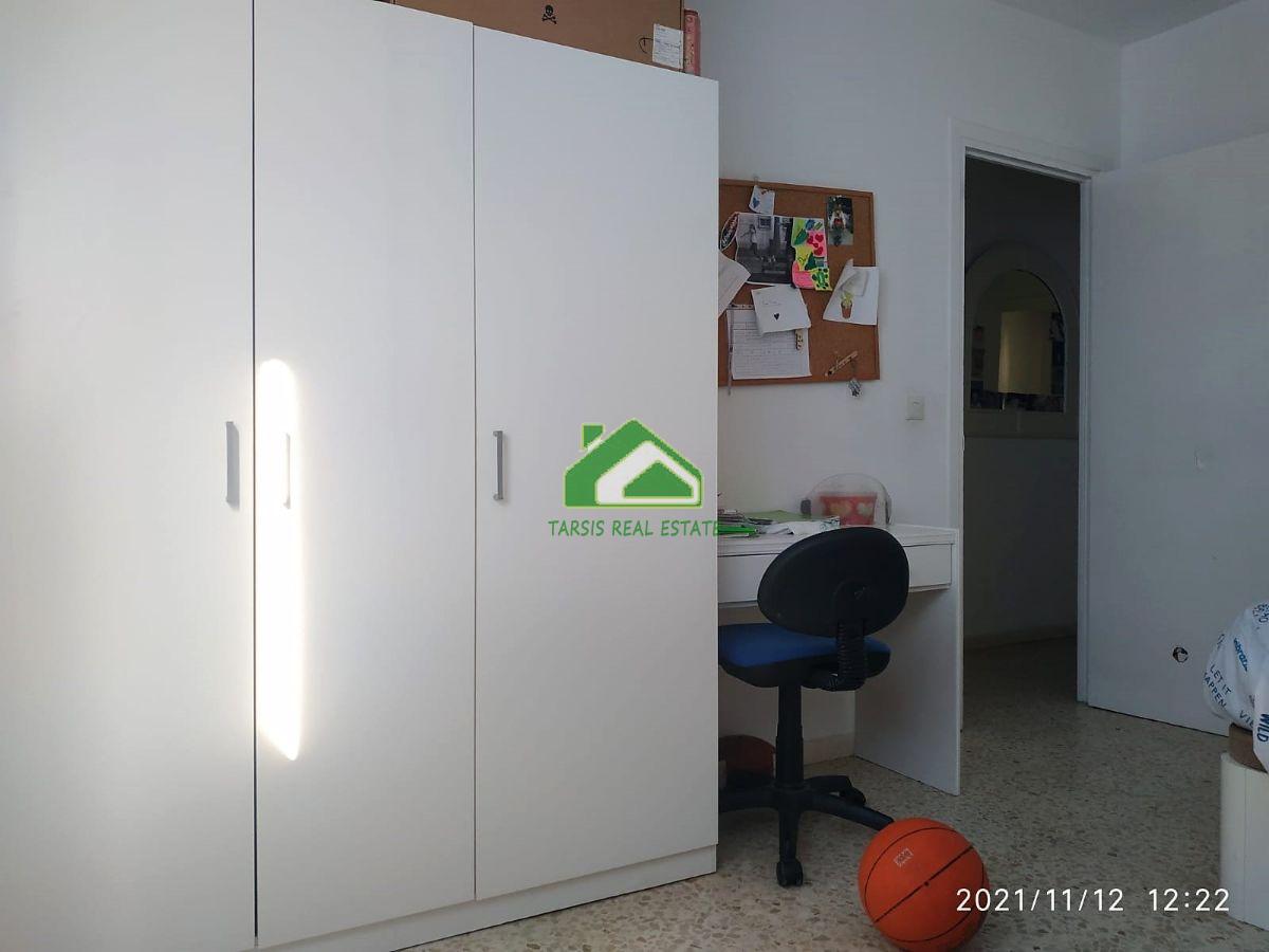 For sale of flat in Sanlúcar de Barrameda