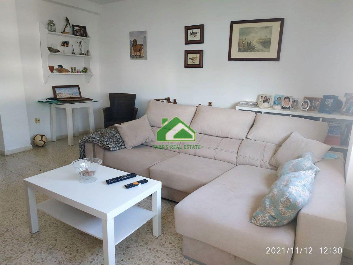 For sale of flat in Sanlúcar de Barrameda