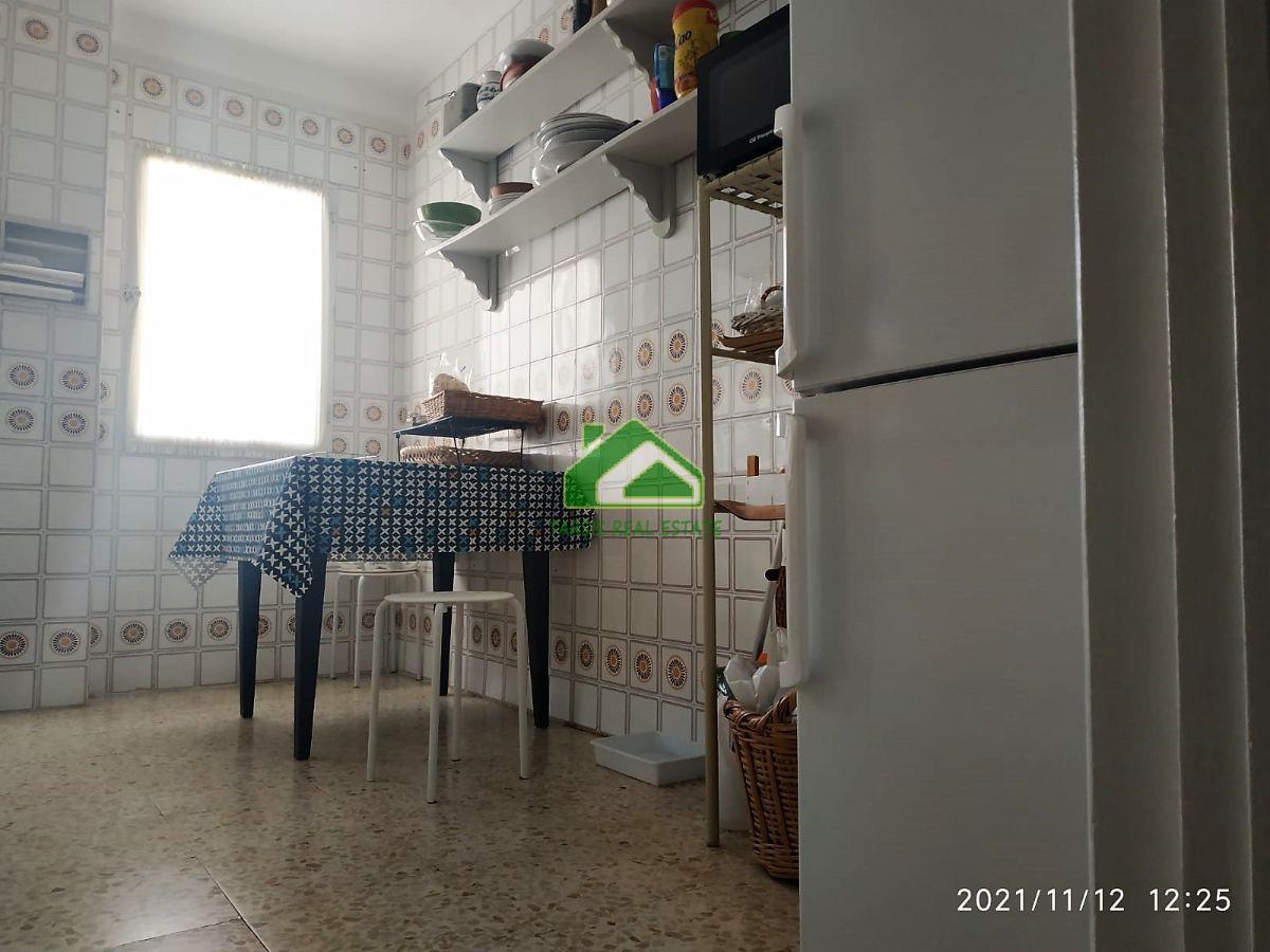 For sale of flat in Sanlúcar de Barrameda