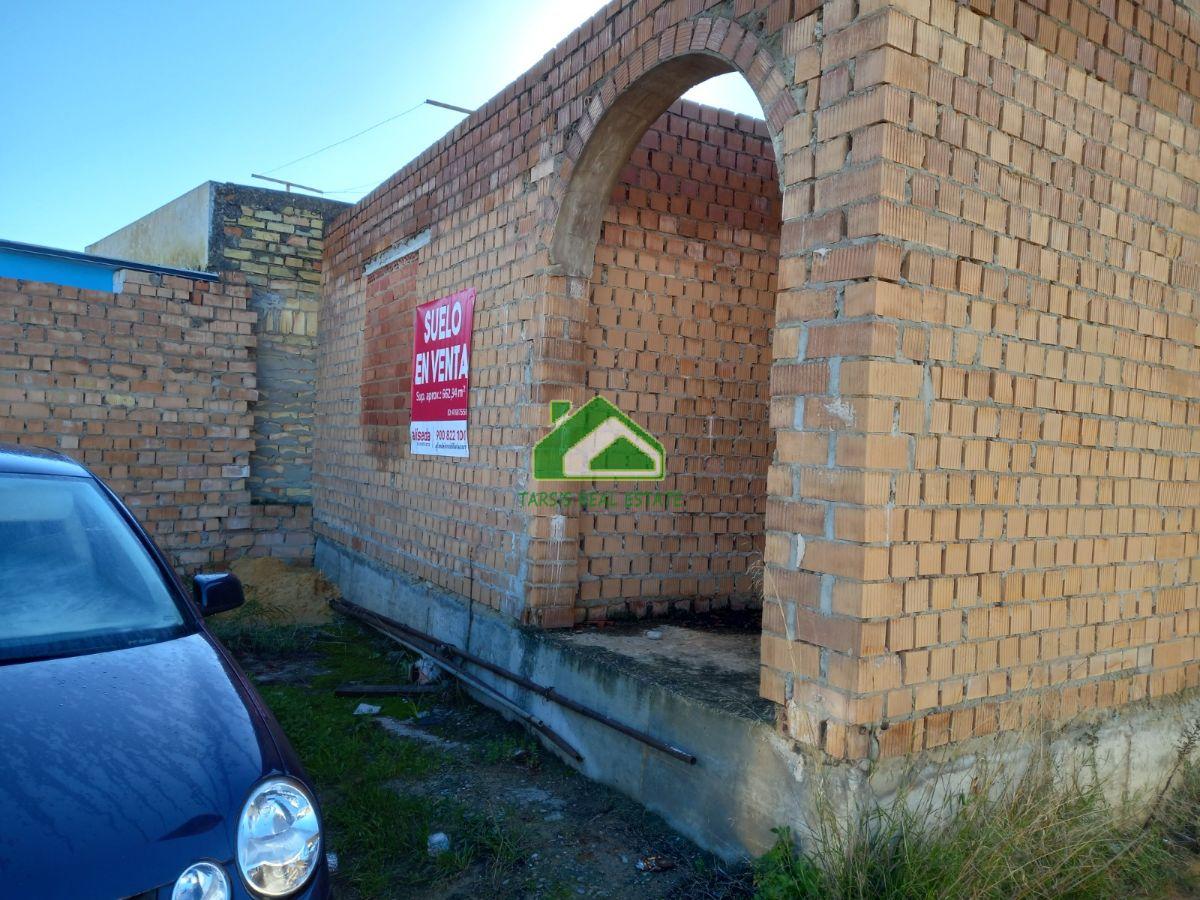 For sale of building in Sanlúcar de Barrameda