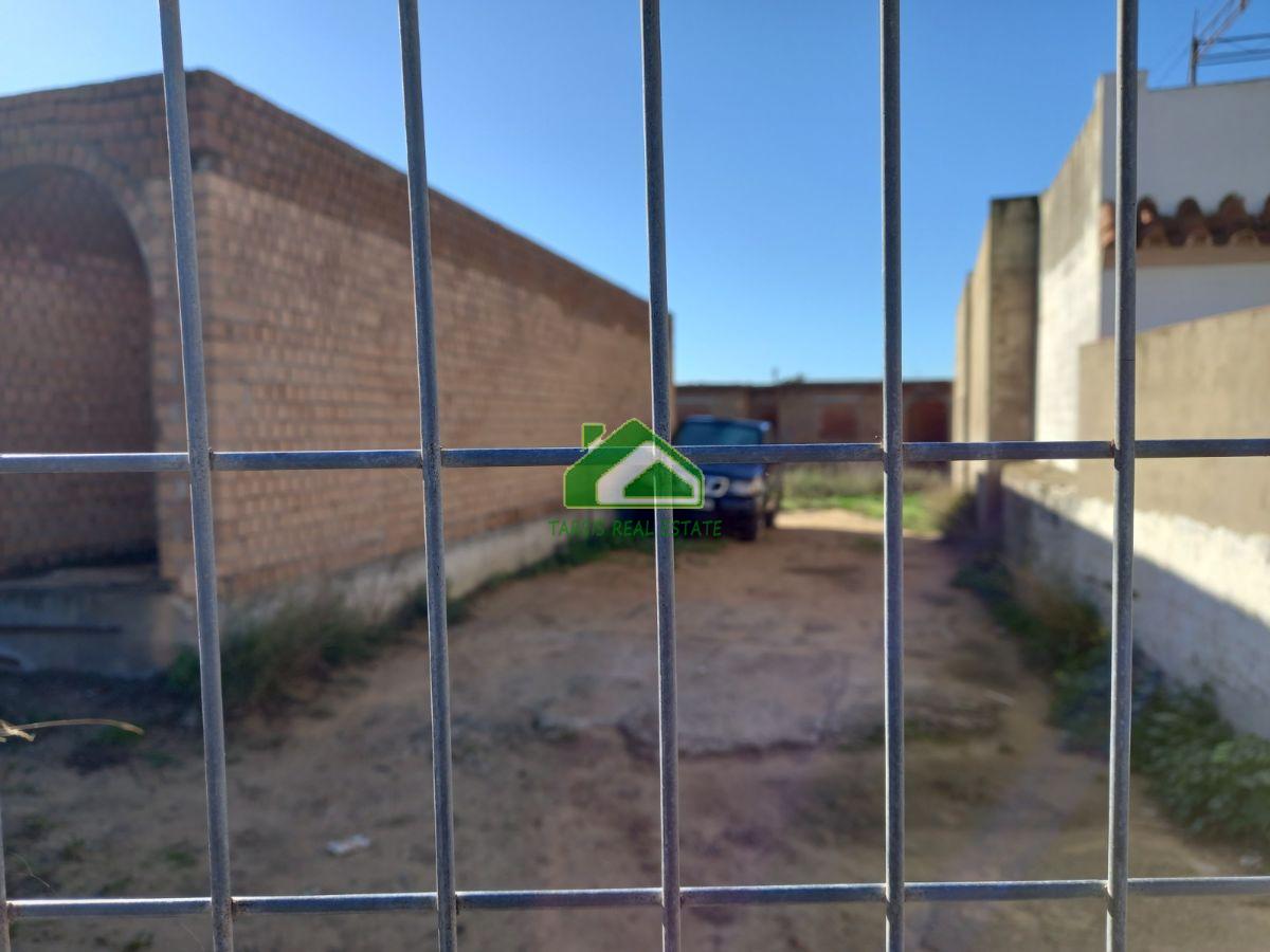 For sale of building in Sanlúcar de Barrameda