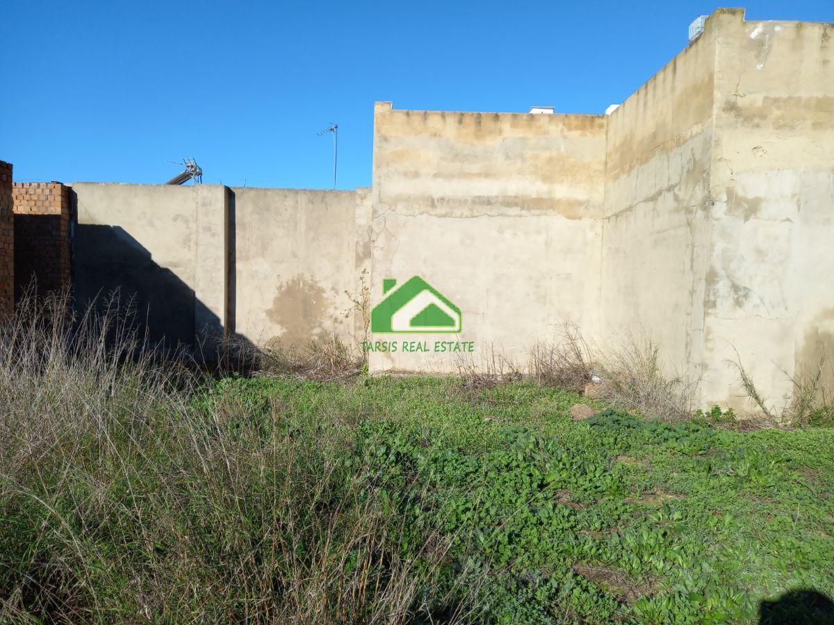 For sale of building in Sanlúcar de Barrameda