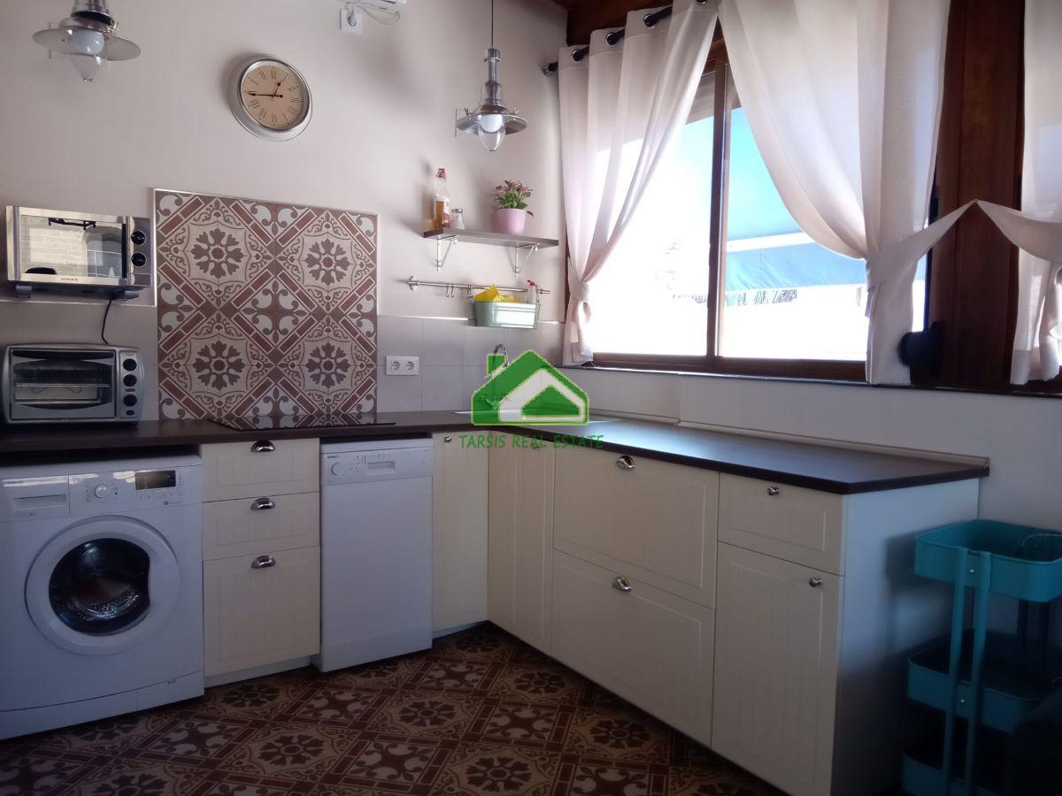 For sale of flat in Sanlúcar de Barrameda