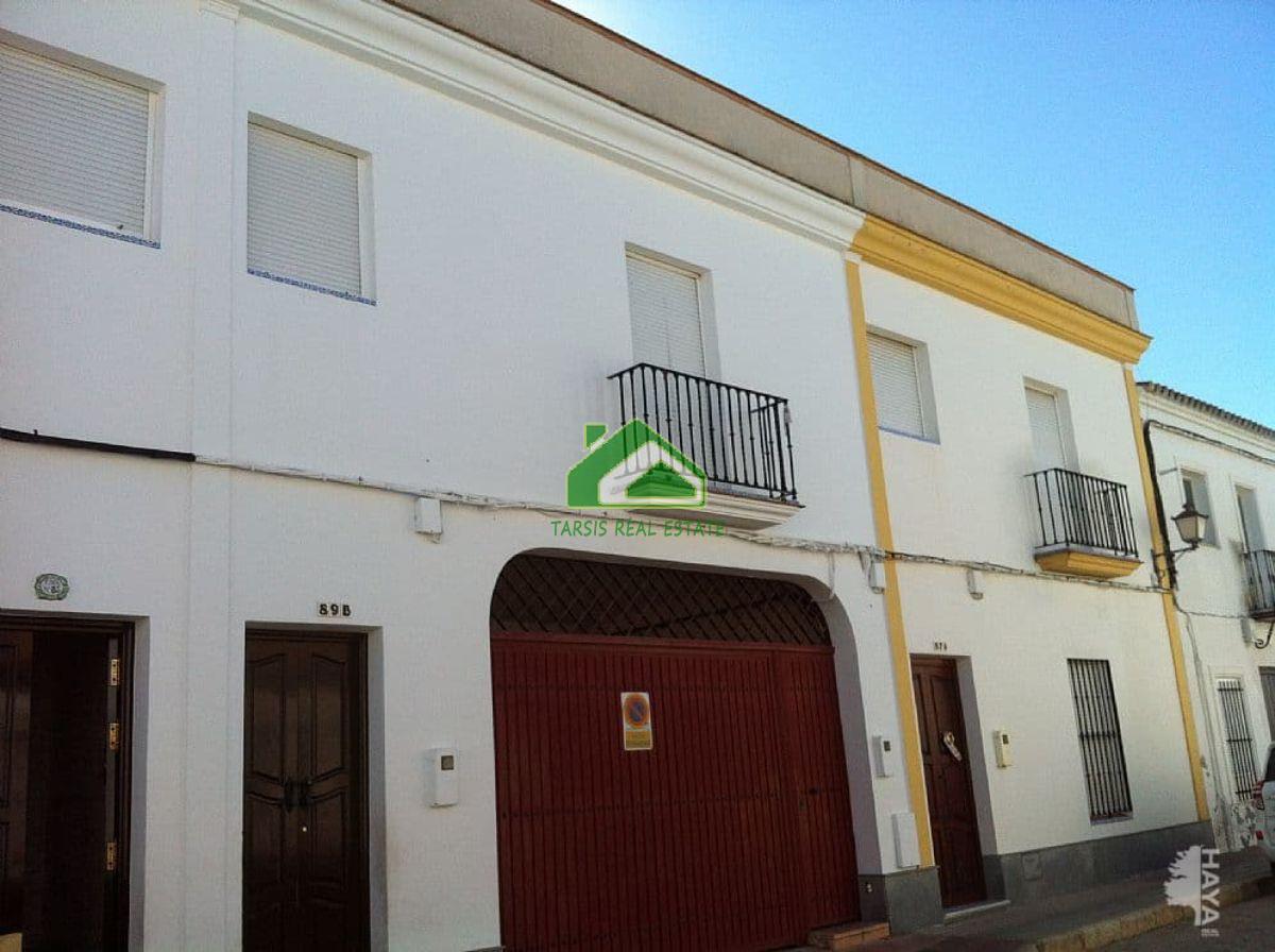 For sale of duplex in Hinojos