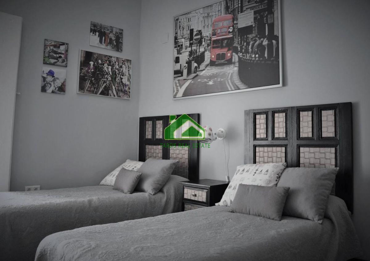 For sale of flat in Sanlúcar de Barrameda