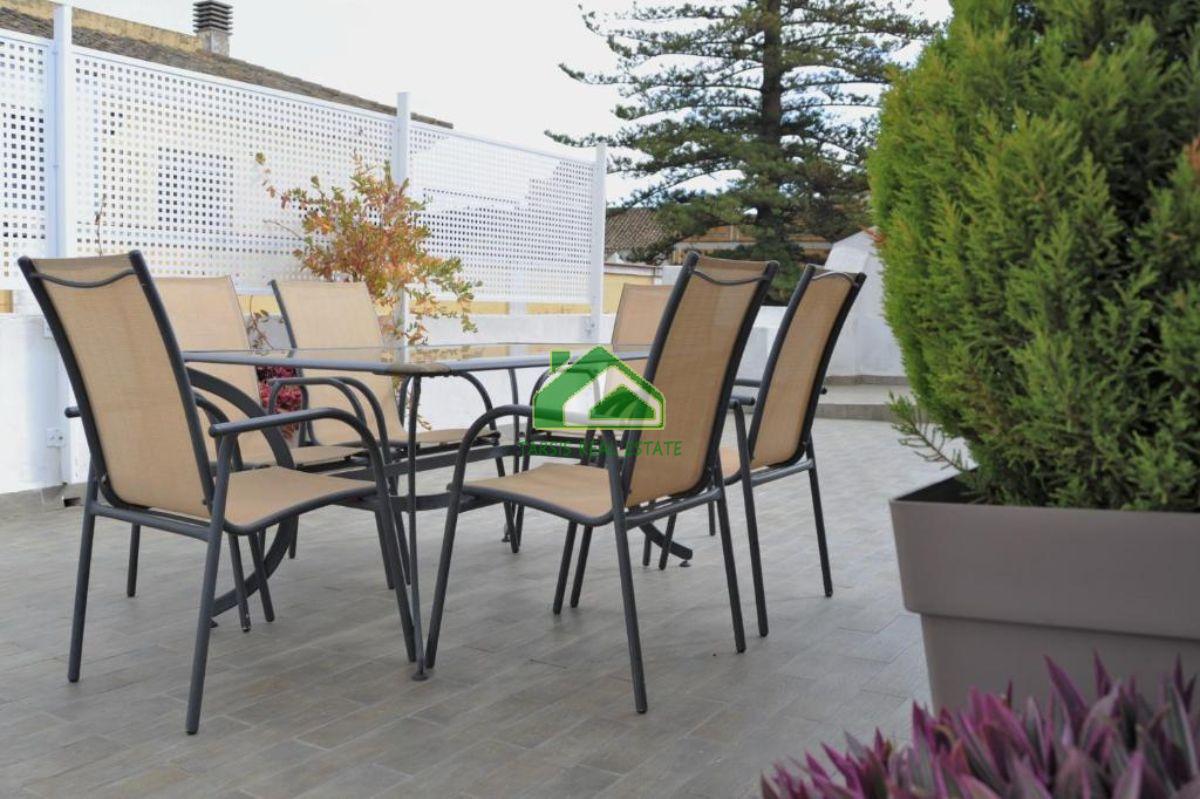 For sale of flat in Sanlúcar de Barrameda