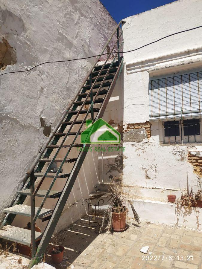 For sale of house in Sanlúcar de Barrameda