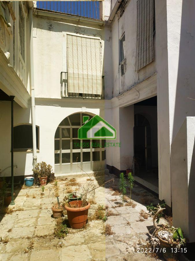 For sale of house in Sanlúcar de Barrameda