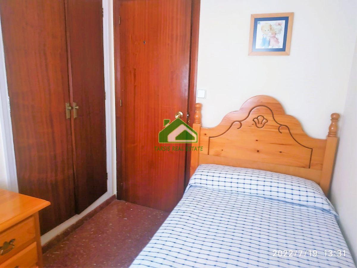 For sale of flat in Sanlúcar de Barrameda