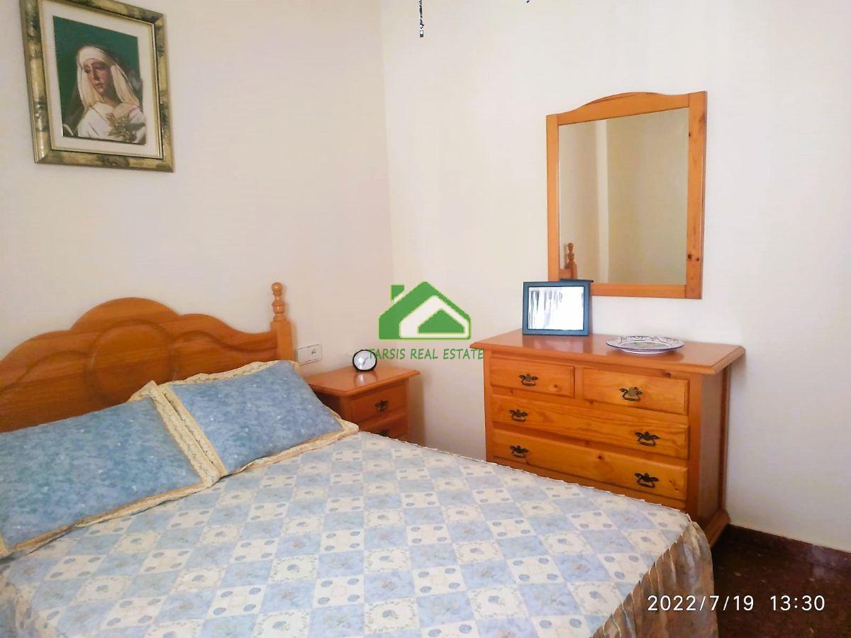 For sale of flat in Sanlúcar de Barrameda