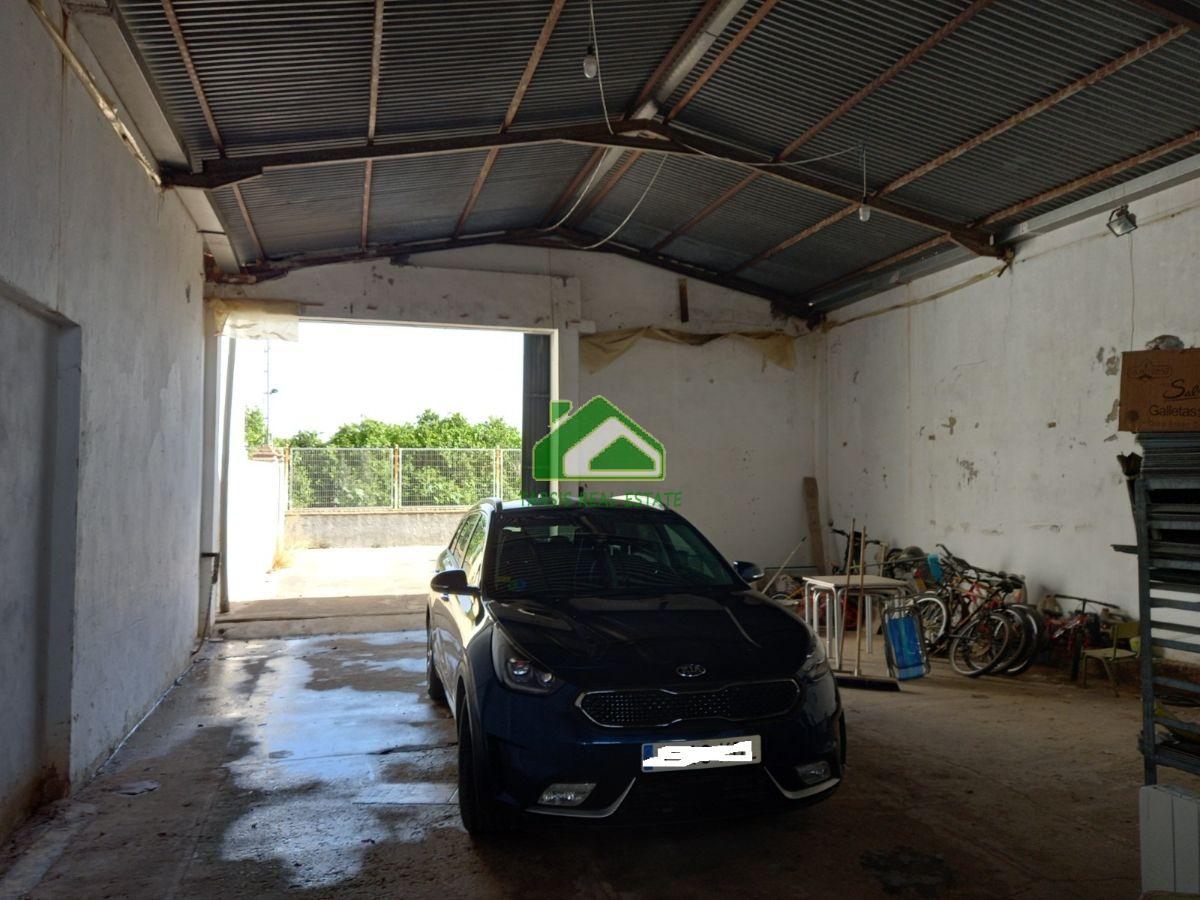 Venta de nave industrial en Sanlúcar de Barrameda