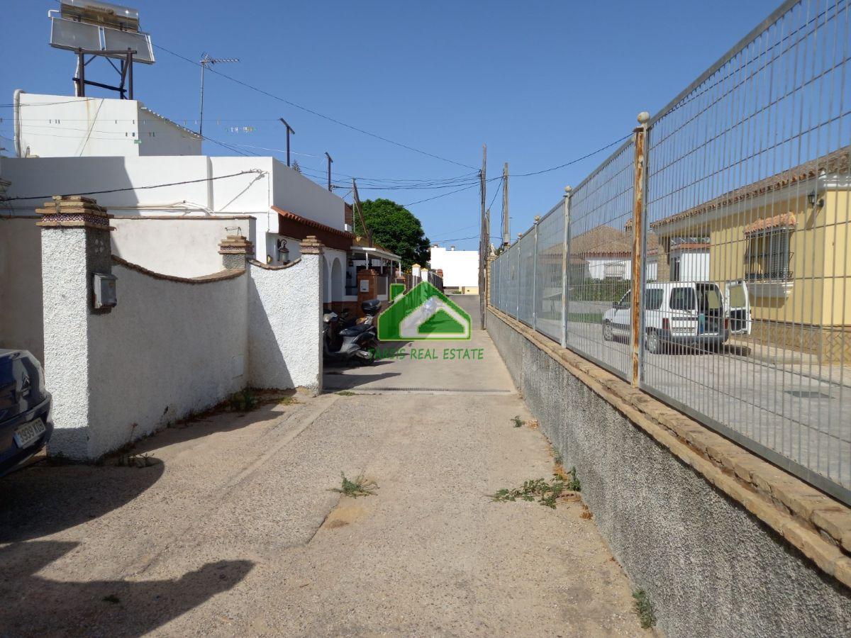 Venta de nave industrial en Sanlúcar de Barrameda