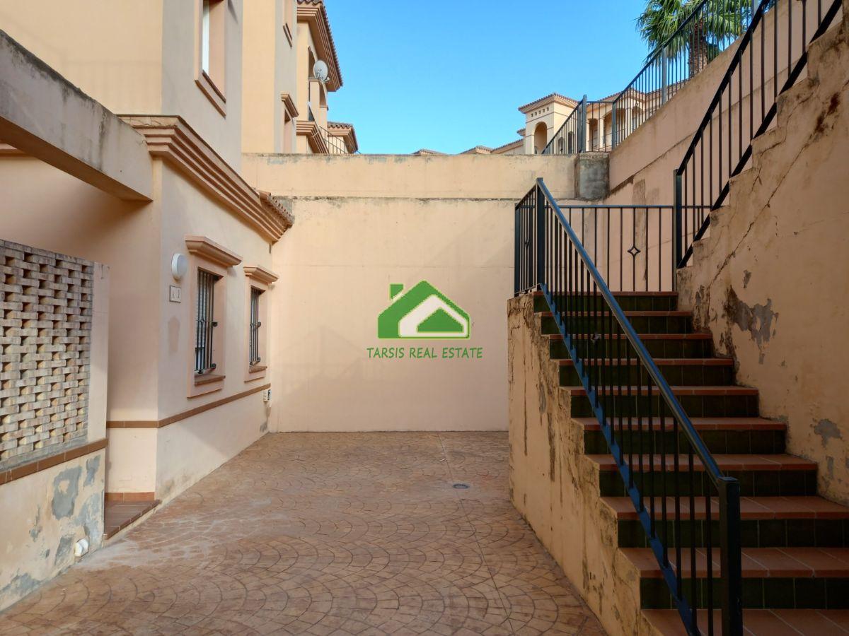 For sale of flat in Sanlúcar de Barrameda